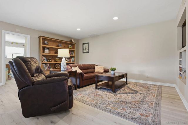 9643 Indian Creek, Escondido, CA 92026