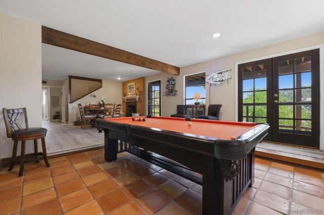 9643 Indian Creek, Escondido, CA 92026