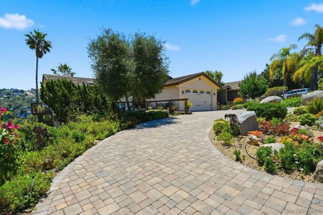 9643 Indian Creek, Escondido, CA 92026
