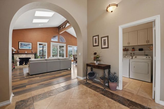 9643 Indian Creek, Escondido, CA 92026