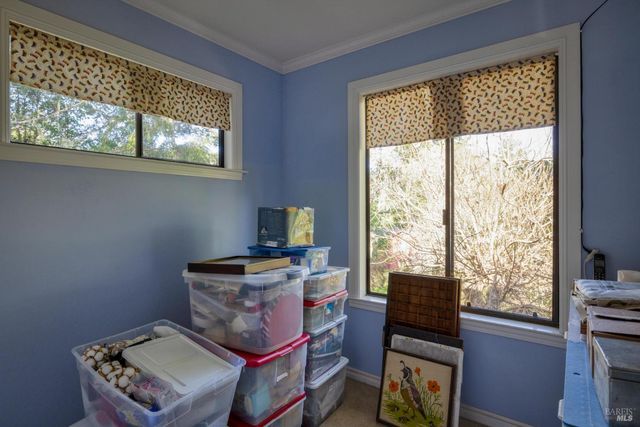 140 Buena Vista Ave, Point Reyes Station, CA 94956