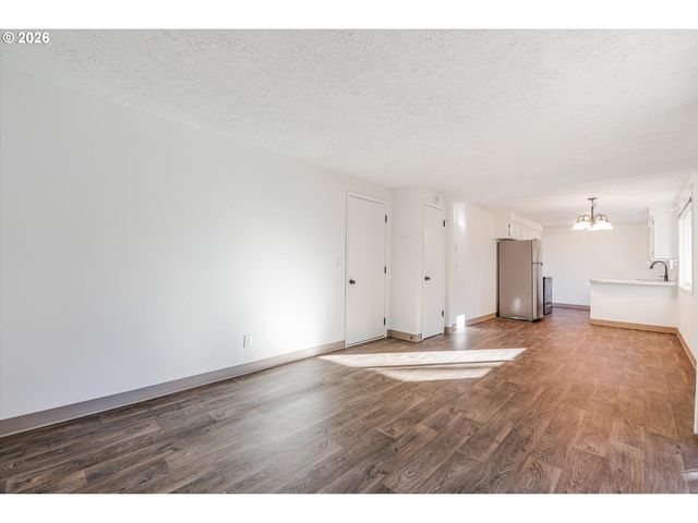 10100 Nw 23RD Ave, Vancouver, WA 98685