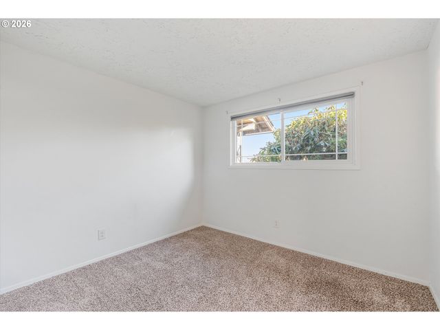 10100 Nw 23RD Ave, Vancouver, WA 98685