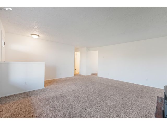 10100 Nw 23RD Ave, Vancouver, WA 98685