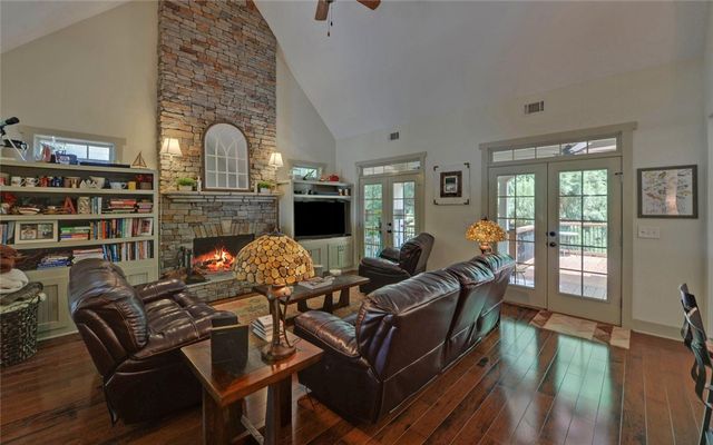 819 Tranquility Lane, Hartwell, GA 30643