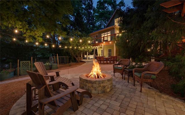 819 Tranquility Lane, Hartwell, GA 30643