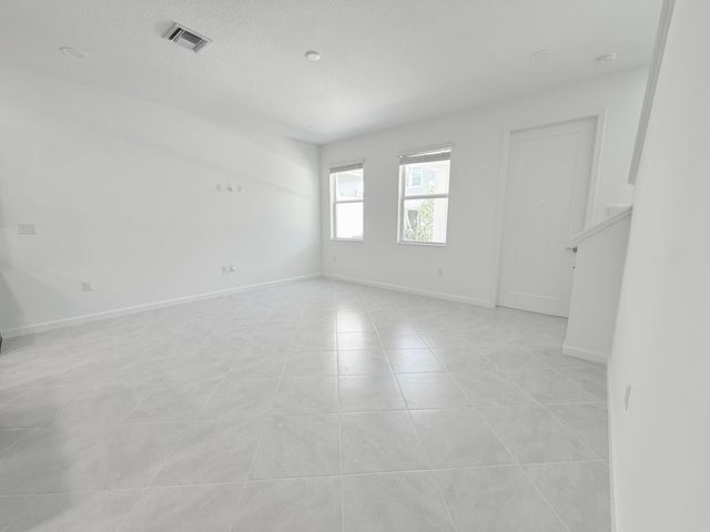 4394 S Longwood Lk Square, Westlake, FL 33470