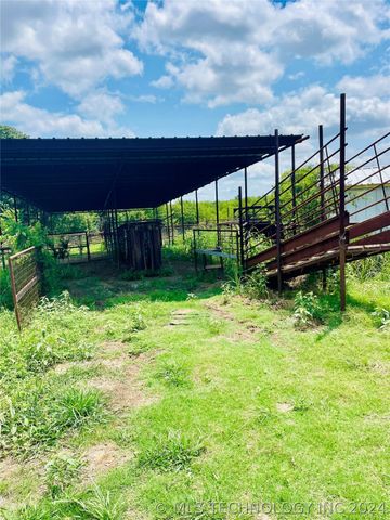 9162 State Hwy 78, Hendrix, OK 74741