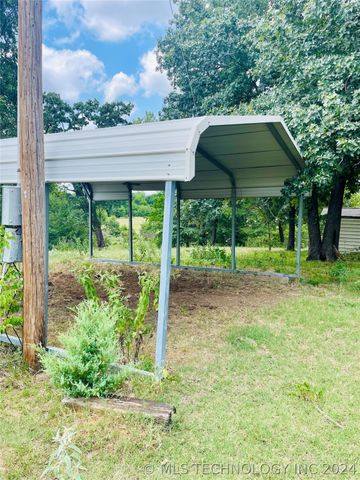 9162 State Hwy 78, Hendrix, OK 74741