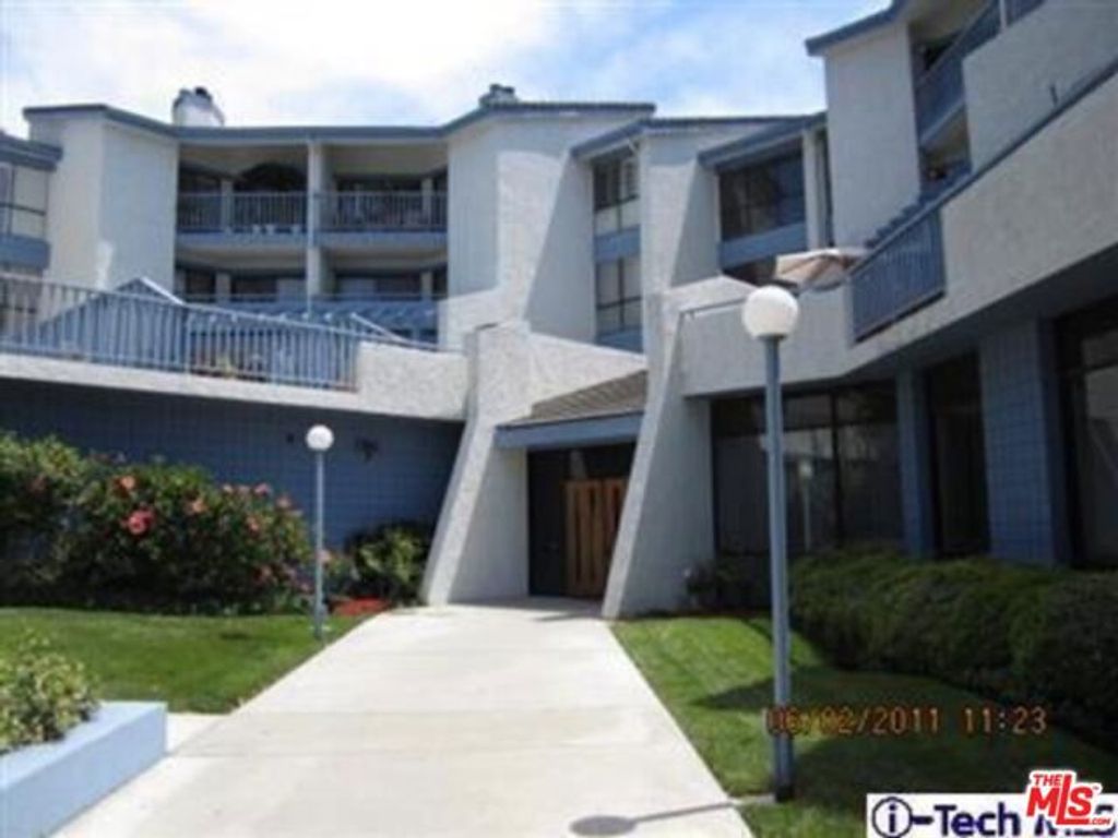 4260 Via Arbolada 307, Los Angeles, CA 90042