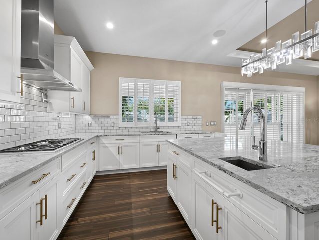 5618 BRITANNIA DRIVE, Sarasota, FL 34231