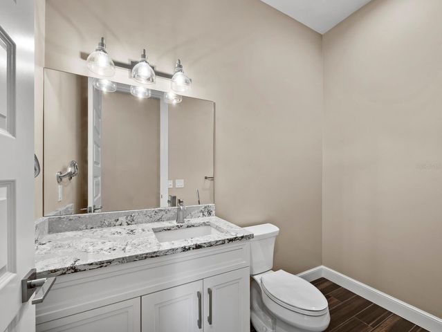 5618 BRITANNIA DRIVE, Sarasota, FL 34231