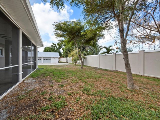 5618 BRITANNIA DRIVE, Sarasota, FL 34231