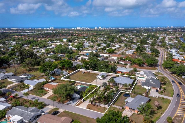 5618 BRITANNIA DRIVE, Sarasota, FL 34231