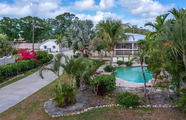 5618 BRITANNIA DRIVE, Sarasota, FL 34231