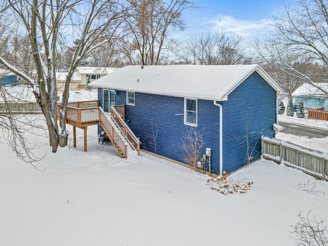 3700 Bryant Circle, Anoka, MN 55303