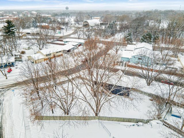 3700 Bryant Circle, Anoka, MN 55303