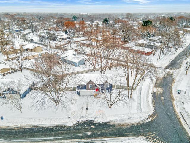 3700 Bryant Circle, Anoka, MN 55303