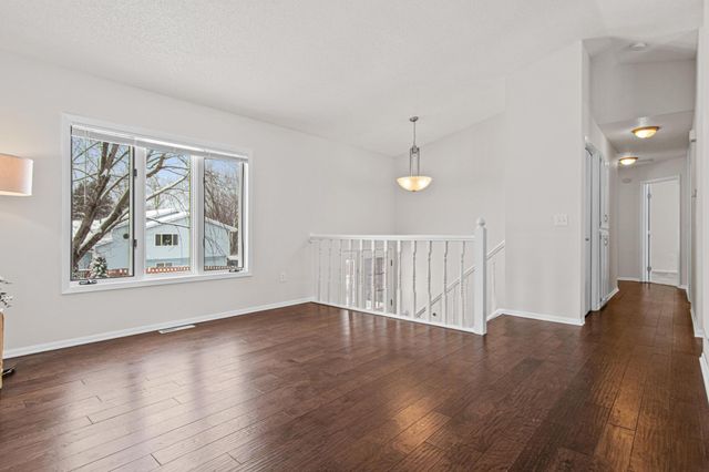 3700 Bryant Circle, Anoka, MN 55303