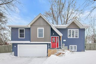 3700 Bryant Circle, Anoka, MN 55303