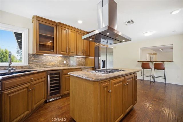 5335 Campo, Woodland Hills, CA 91364