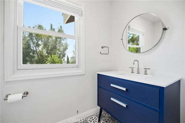 5335 Campo, Woodland Hills, CA 91364