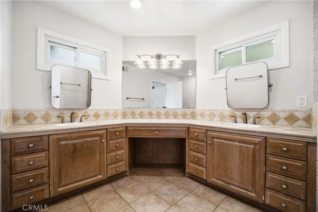 5335 Campo, Woodland Hills, CA 91364