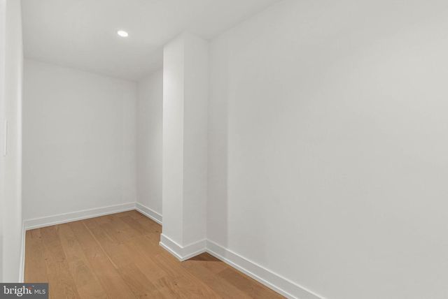 660 FAIRMOUNT AVE, Philadelphia, PA 19123