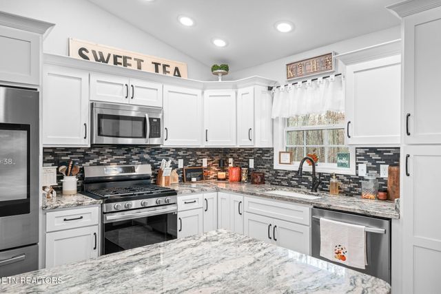 3410 Warpath Drive, Crossville, TN 38572