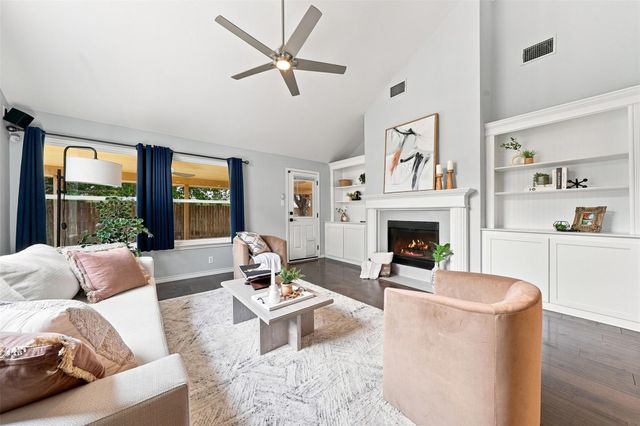 2605 Oakwood Glen DR, Cedar Park, TX 78613