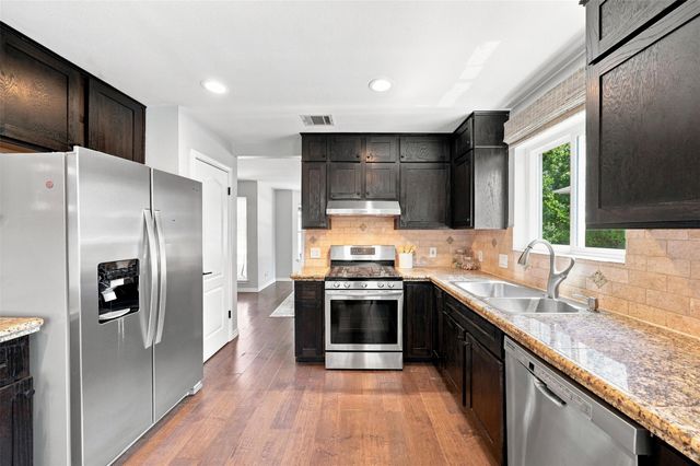2605 Oakwood Glen DR, Cedar Park, TX 78613