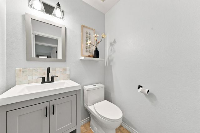 2605 Oakwood Glen DR, Cedar Park, TX 78613