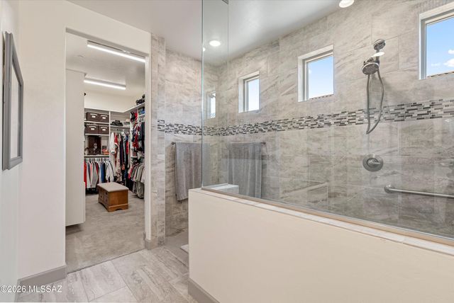 2543 E Wrightson View Drive, Green Valley, AZ 85614