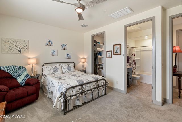 2543 E Wrightson View Drive, Green Valley, AZ 85614