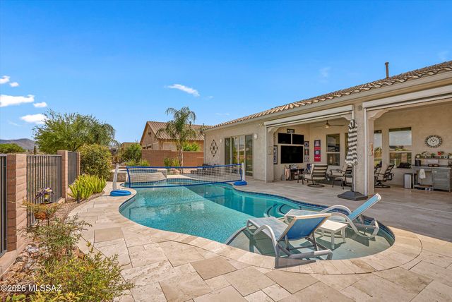 2543 E Wrightson View Drive, Green Valley, AZ 85614