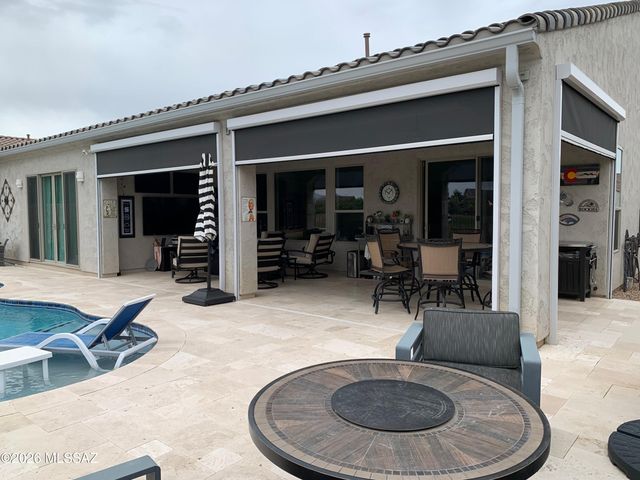 2543 E Wrightson View Drive, Green Valley, AZ 85614