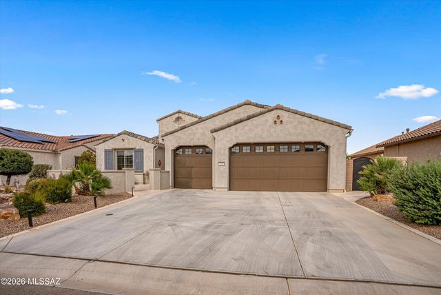 2543 E Wrightson View Drive, Green Valley, AZ 85614