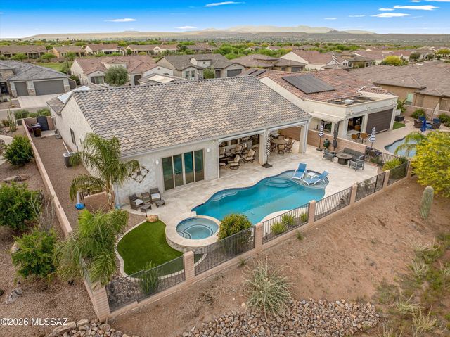 2543 E Wrightson View Drive, Green Valley, AZ 85614