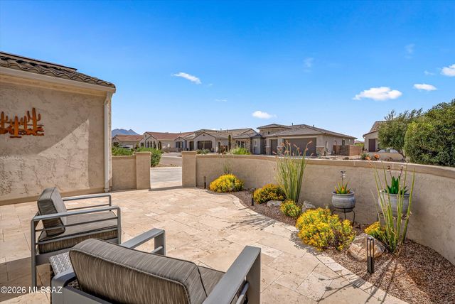 2543 E Wrightson View Drive, Green Valley, AZ 85614