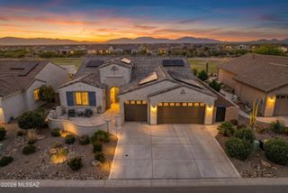 2543 E Wrightson View Drive, Green Valley, AZ 85614