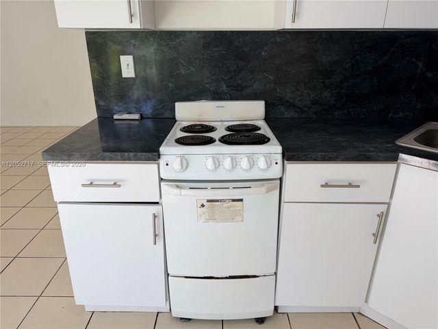 1333 NW 15th Street 2, Miami, FL 33125