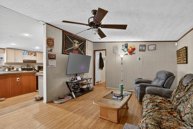 1707 Medina Cir, San Antonio, TX 78264