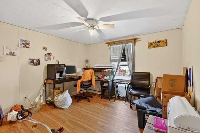 1707 Medina Cir, San Antonio, TX 78264