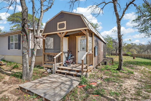 1707 Medina Cir, San Antonio, TX 78264