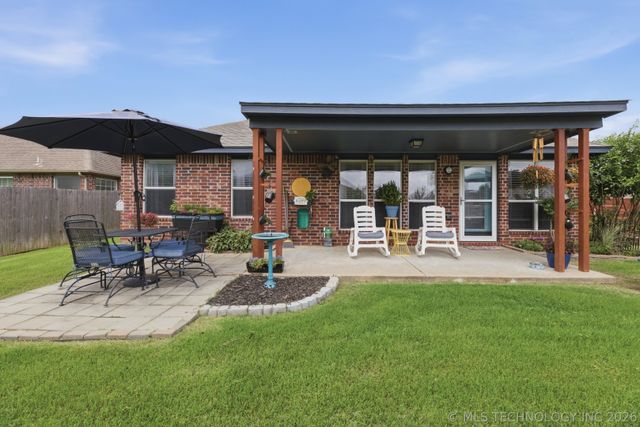 11827 N 117th East Avenue, Collinsville, OK 74021