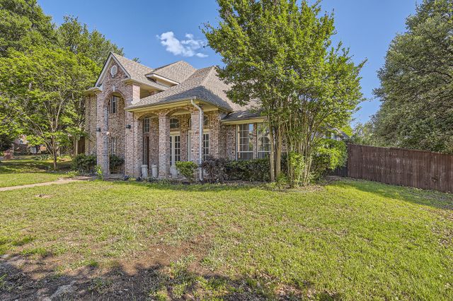 700 Northmeadow Drive, Arlington, TX 76011