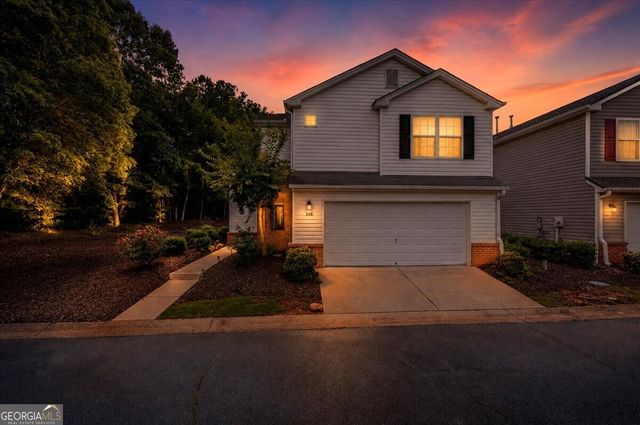 656 W Oaks Drive, Woodstock, GA 30188