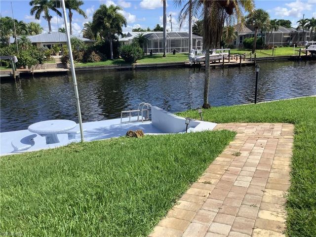 107 SE 39th ST, Cape Coral, FL 33904