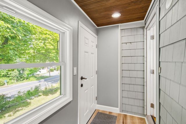 210 Nashua Rd, Billerica, MA 01862