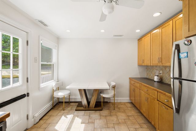 210 Nashua Rd, Billerica, MA 01862